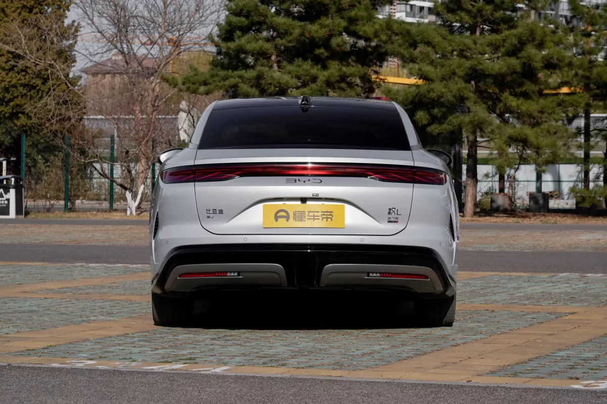 BYD Han L