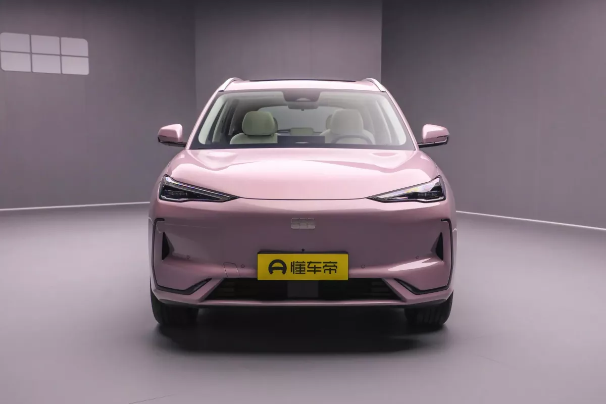 Geely Galaxy E5