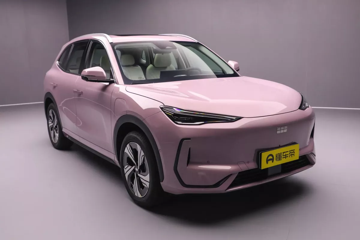 Geely Galaxy E5
