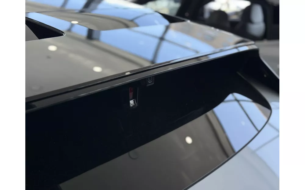 E5 Sportback Flagship Quattro, Streamer Silver, 2025