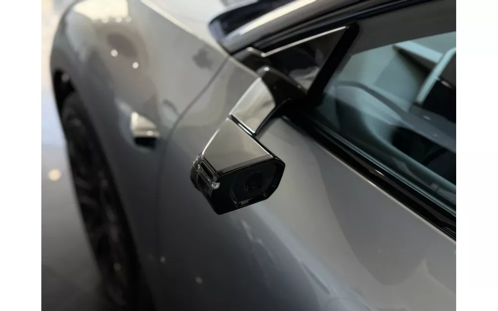E5 Sportback Flagship Quattro, Streamer Silver, 2025