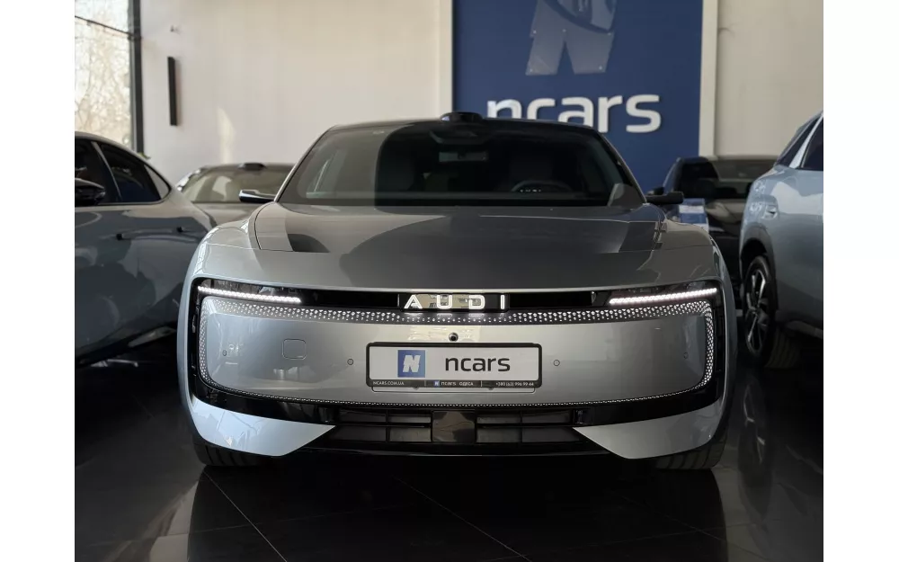 E5 Sportback Flagship Quattro, Streamer Silver, 2025