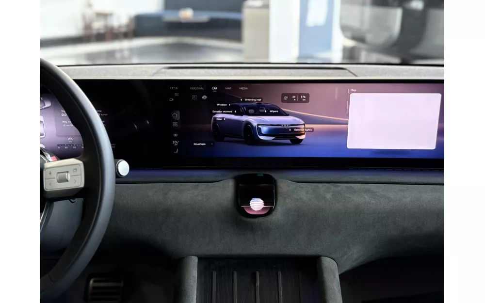E5 Sportback Flagship Quattro, Streamer Silver, 2025