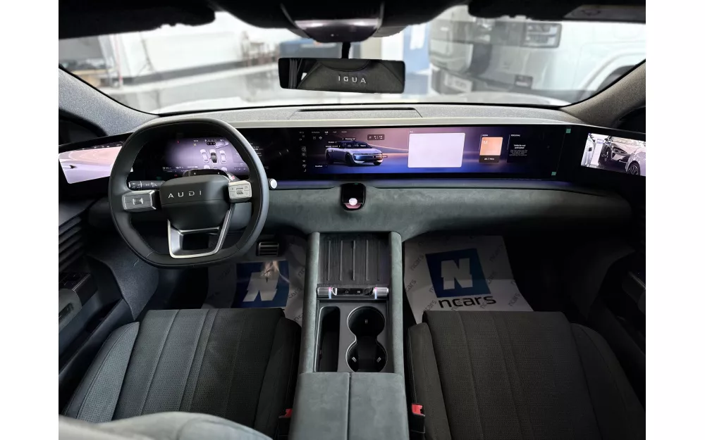 E5 Sportback Flagship Quattro, Streamer Silver, 2025