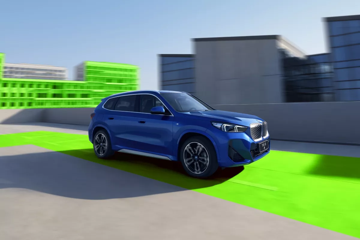 BMW iX1